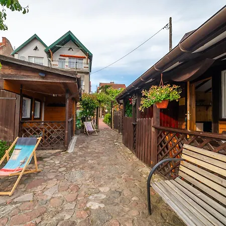 Homestay Z Tarasem Na Jezioro, *